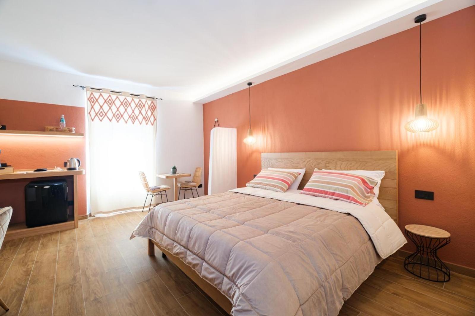 In Centro Da Carlotta Hotel Olbia Kültér fotó