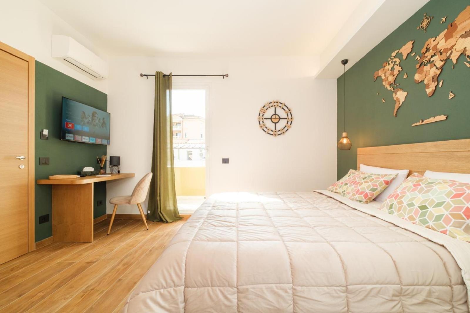 In Centro Da Carlotta Hotel Olbia Kültér fotó